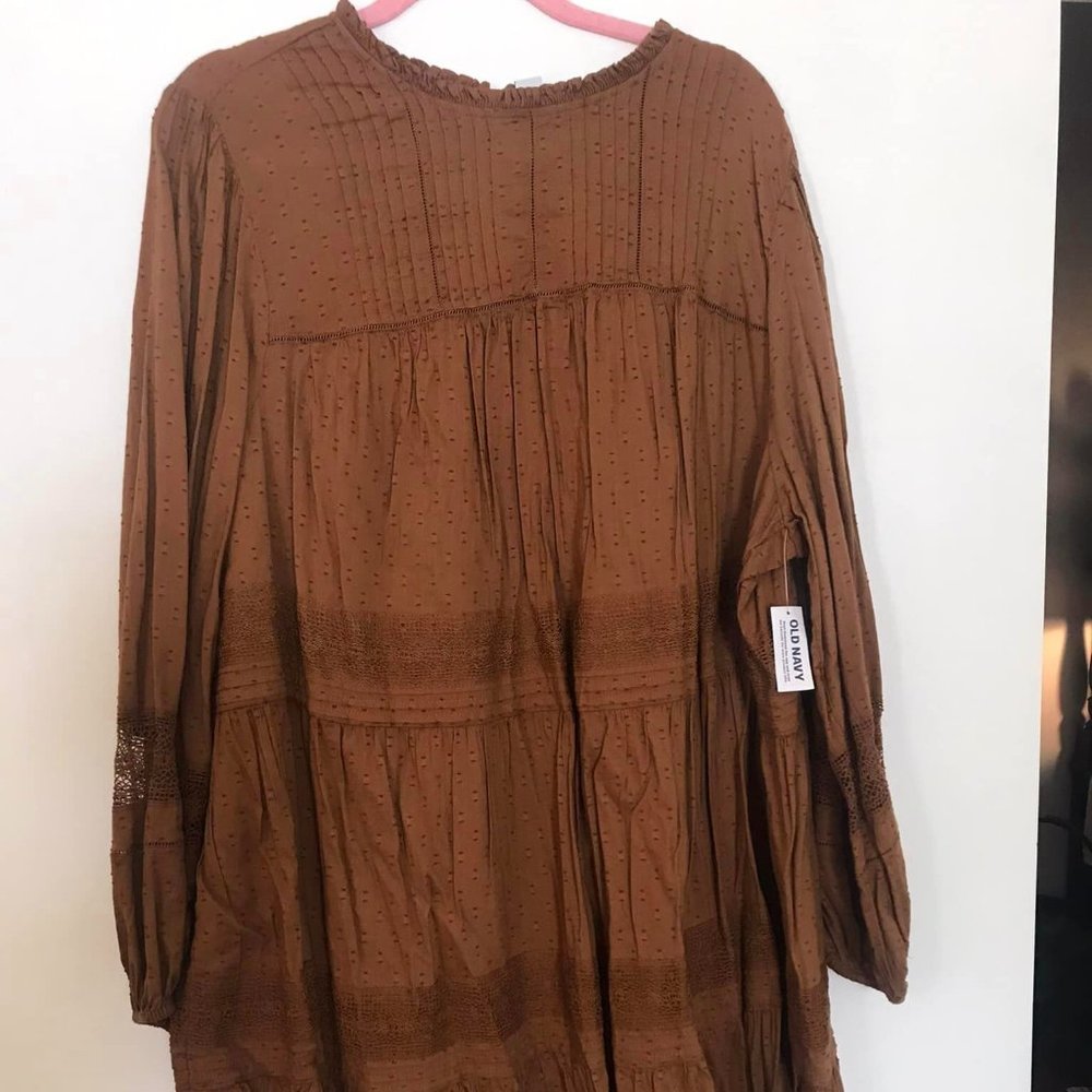 Old Navy dress size 3x. Brand new with tags. Retails for $49.99.